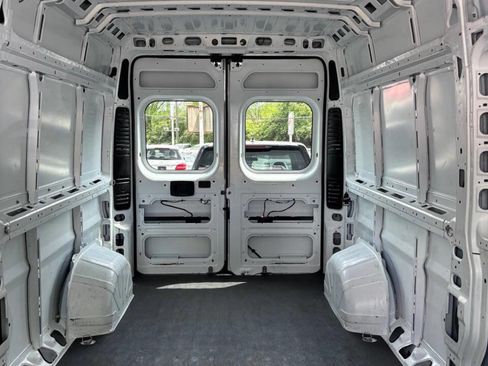 Used 2022 RAM ProMaster 2500 FWD image 16