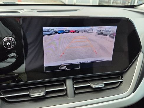 Used 2024 Chevrolet Trax LS w/ LS Convenience Package image 24
