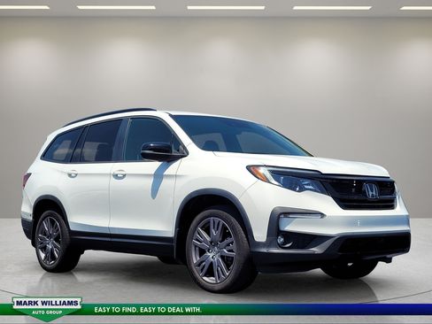 Used 2022 Honda Pilot Sport image 1
