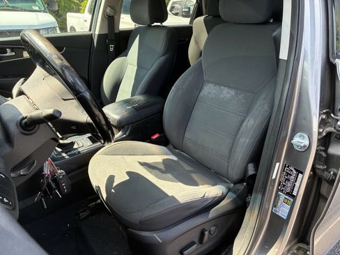 Used 2016 Kia Sorento LX w/ LX Convenience Package FWD image 5