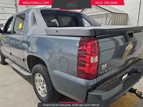 Used 2008 Chevrolet Avalanche LT w/ Convenience Package #1 image 4