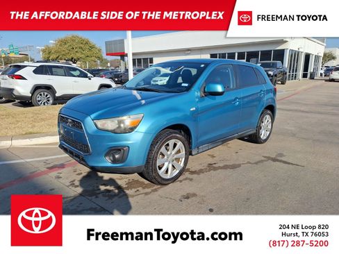Used 2013 Mitsubishi Outlander Sport ES image 1