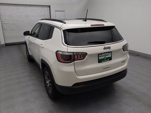Used 2019 Jeep Compass Latitude image 5