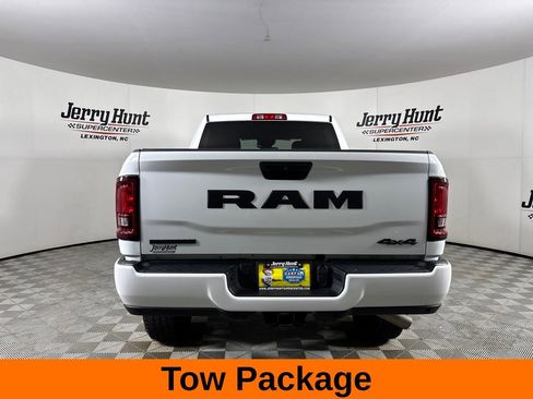 Used 2025 RAM 2500 Big Horn AWD/4WD image 6