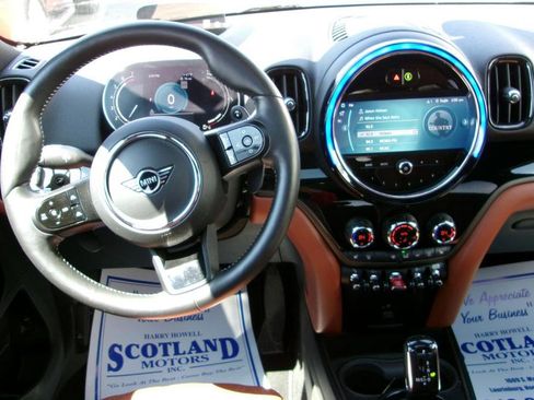 Used 2022 MINI Cooper Countryman S w/ Driver Assistance Package image 11