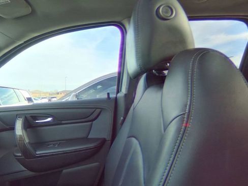 Used 2017 GMC Acadia Limited SLT image 19