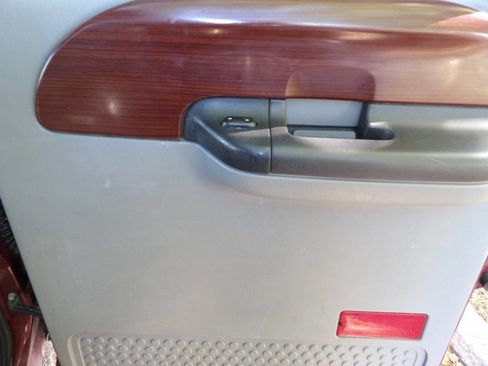 Used 2007 Ford F250 XLT image 24