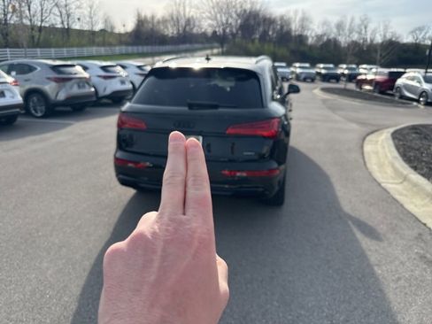 Used 2024 Audi Q5 e Premium Plus w/ Premium Plus Package image 5