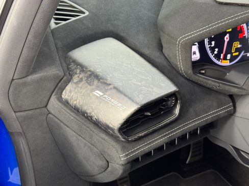 Used 2018 Lamborghini Huracan Performante image 89