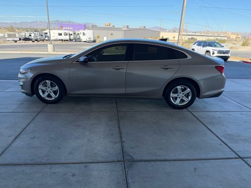 Used 2023 Chevrolet Malibu LS image 6