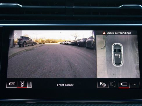 Used 2025 Audi SQ8 Prestige image 18