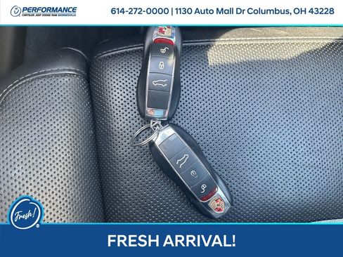 Used 2017 Porsche Macan Base image 26