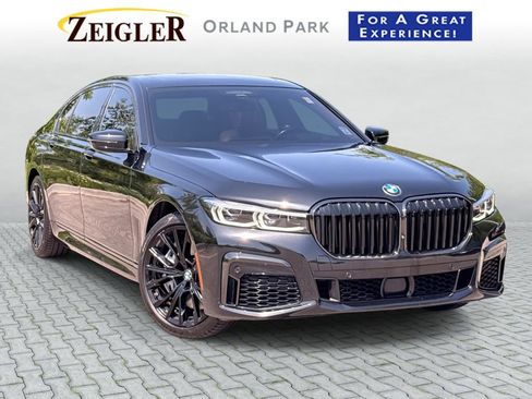 Used 2022 BMW 750Li xDrive AWD/4WD image 1