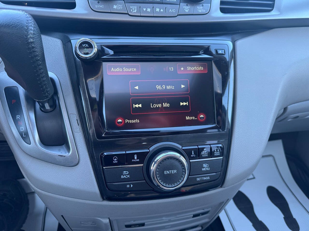 Used 2015 Honda Odyssey Touring image 20