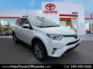 Used 2017 Toyota RAV4 Limited video 1