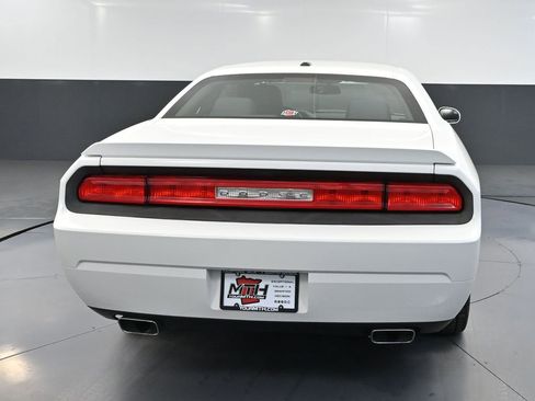 Used 2013 Dodge Challenger R/T image 6