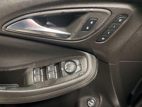 Used 2023 Buick Encore GX Essence w/ Advanced Technology Package image 18