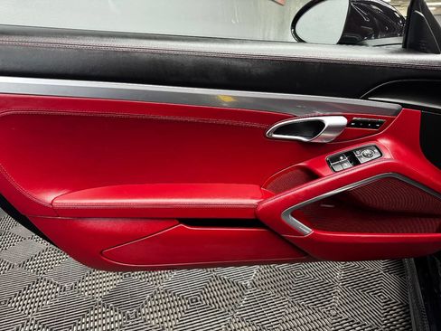 Used 2018 Porsche 718 Cayman GTS image 35