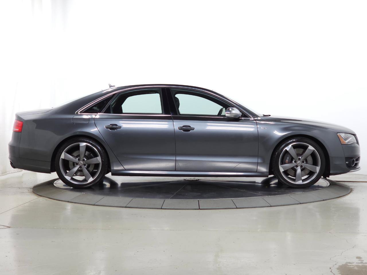 Used 2014 Audi S8 w/ Full Leather Package AWD/4WD image 9