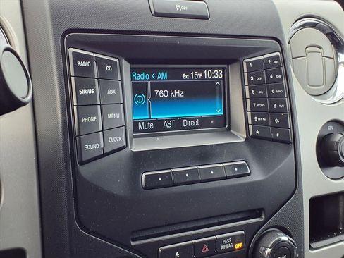 Used 2013 Ford F150 XLT w/ Luxury Equipment Group image 9