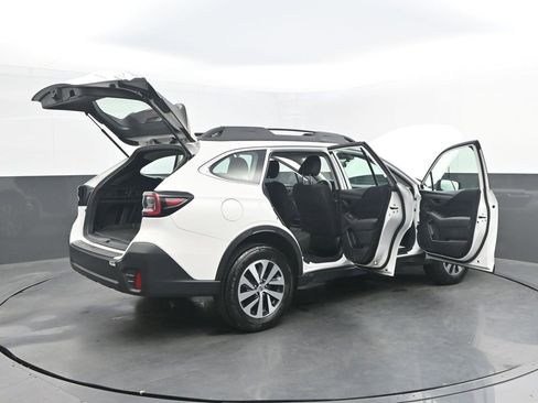 Used 2020 Subaru Outback AWD/4WD image 41