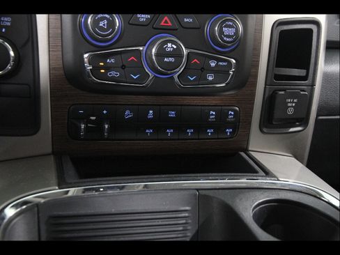 Used 2017 RAM 2500 Laramie w/ Snow Chief Group image 16