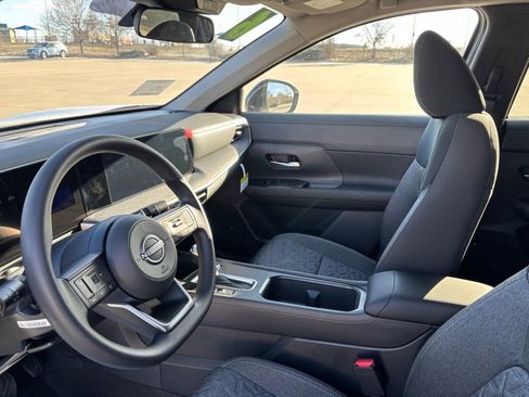 New 2026 Nissan Kicks SV w/ Cold Weather Package image 17