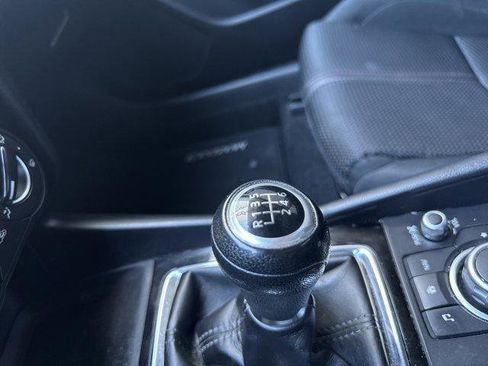 Used 2017 MAZDA MAZDA3 Sport w/ Preferred Equipment Package image 19