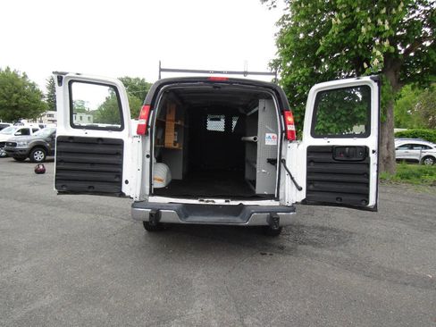 Used 2020 Chevrolet Express 2500 w/ Driver Convenience Package RWD image 19