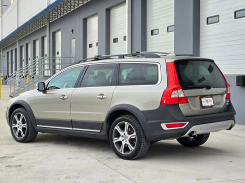 Used 2013 Volvo XC70 T6 image 6