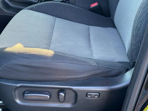 Used 2020 Toyota Tacoma TRD Off-Road w/ TRD Premium Off Road Package image 22