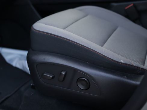 Used 2024 Chevrolet Traverse LT w/ Trailering Package image 22