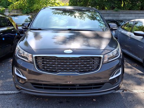 Used 2019 Kia Sedona EX FWD image 2