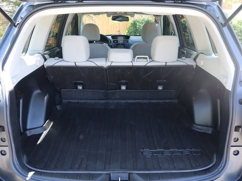 Used 2015 Subaru Forester 2.5i Premium AWD/4WD image 14