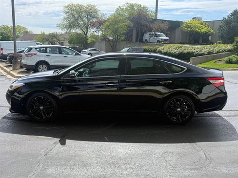 Used 2015 Toyota Avalon XLE FWD image 9