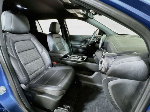 Used 2026 Chevrolet Equinox LT w/ Convenience Package II FWD image 27
