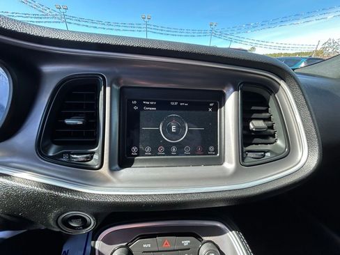 Used 2022 Dodge Challenger GT image 28