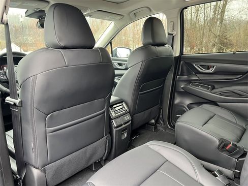 New 2026 Subaru Ascent Limited image 39