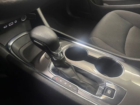 Used 2023 Chevrolet Malibu LT image 22