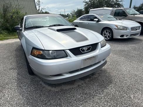 Used 2001 Ford Mustang GT RWD image 7