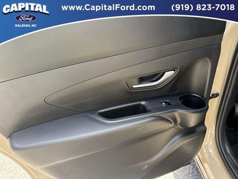 Used 2023 Hyundai Santa Cruz SEL w/ Activity Package AWD/4WD image 17