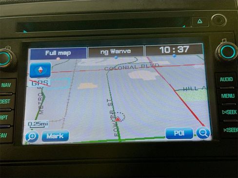 Used 2008 GMC Yukon SLT w/ SLT Preferred Equipment Group image 15