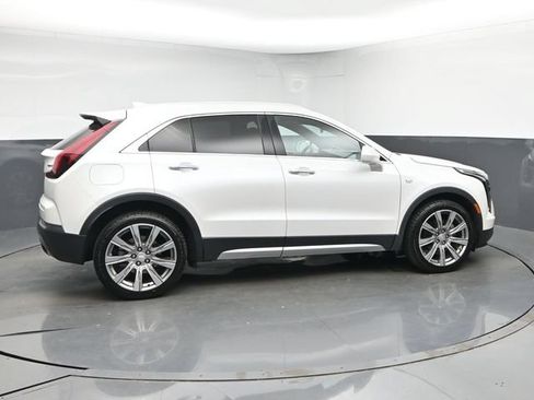 Used 2019 Cadillac XT4 Premium Luxury AWD/4WD image 9