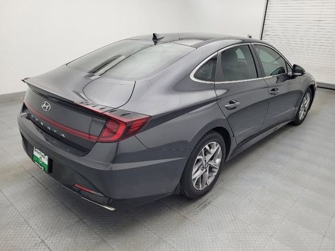 Used 2021 Hyundai Sonata SEL w/ Convenience Package FWD image 9