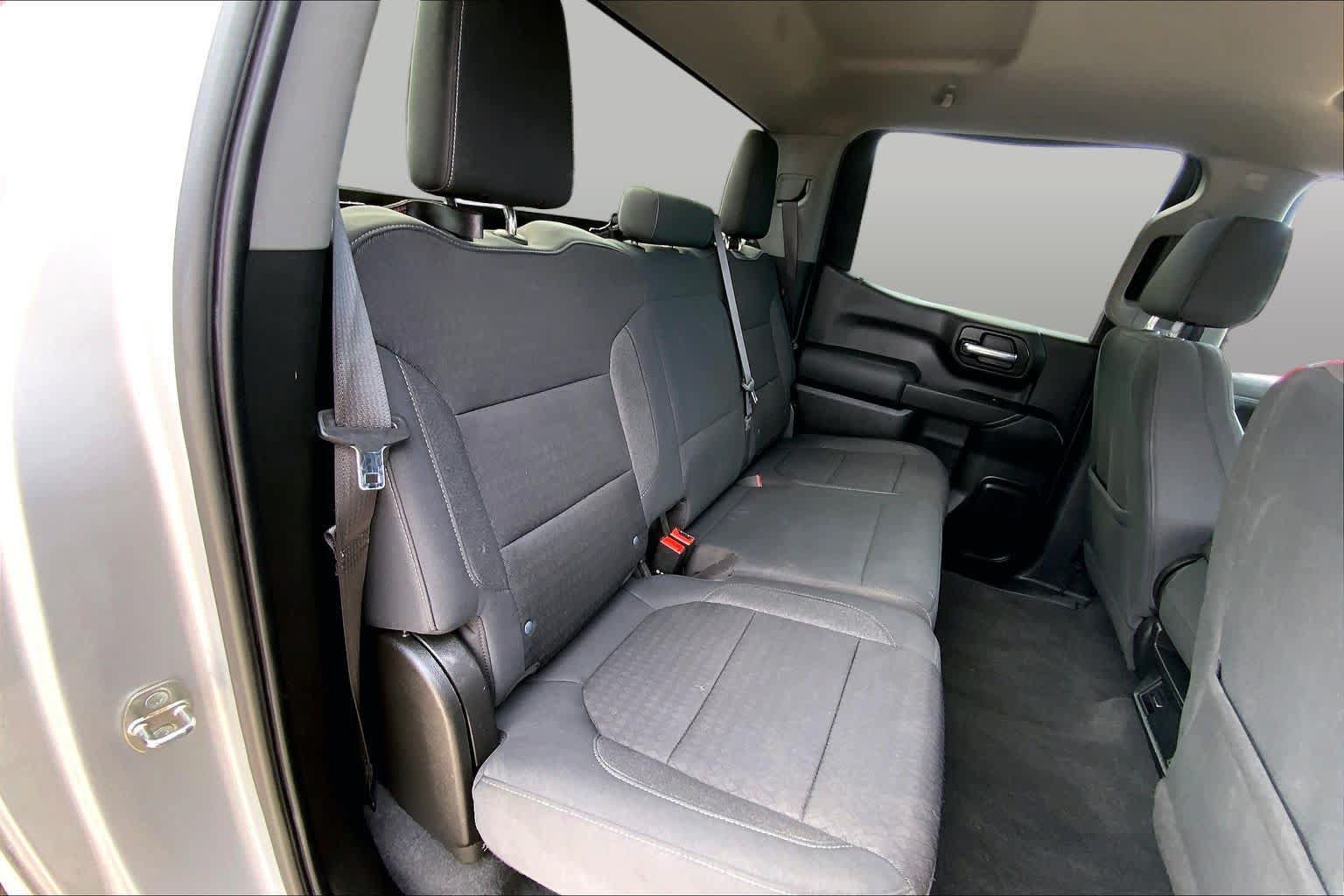Used 2020 Chevrolet Silverado 1500 LT w/ Fleet Comfort Package AWD/4WD image 19
