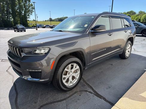 Certified 2023 Jeep Grand Cherokee L Limited AWD/4WD image 3