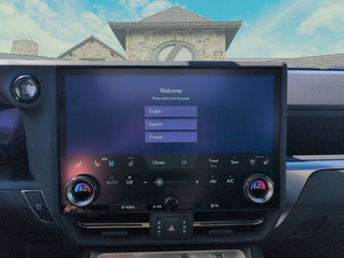 Certified 2024 Lexus GX 550 w/ Cold Area Package image 10