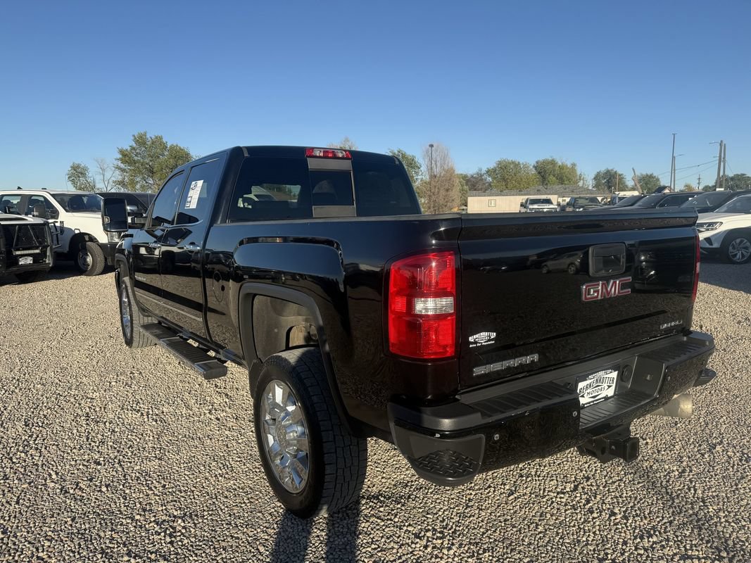 Used 2015 GMC Sierra 2500 Denali w/ Duramax Plus Package AWD/4WD image 5