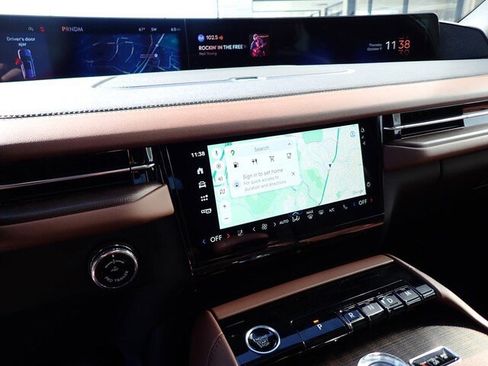 New 2025 Lincoln Navigator Reserve image 22