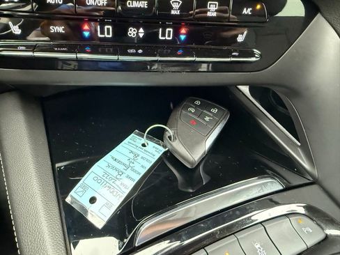 Used 2022 Buick Envision Preferred AWD/4WD image 54